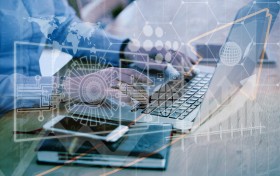 レガシーシステム脱却の戦略と事例：負の遺産を解消する方法